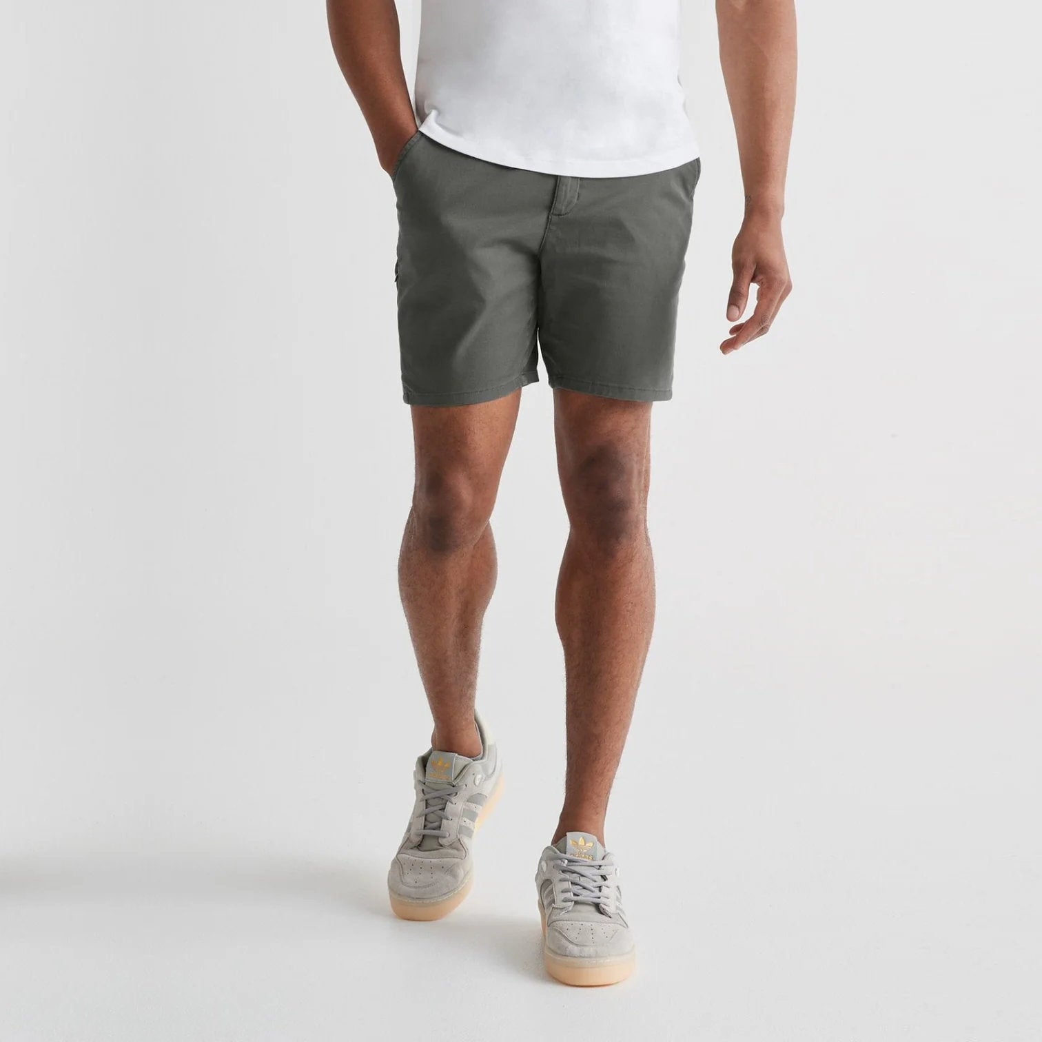 'Du/er Live Free Journey Shorts' in 'Thyme' colour