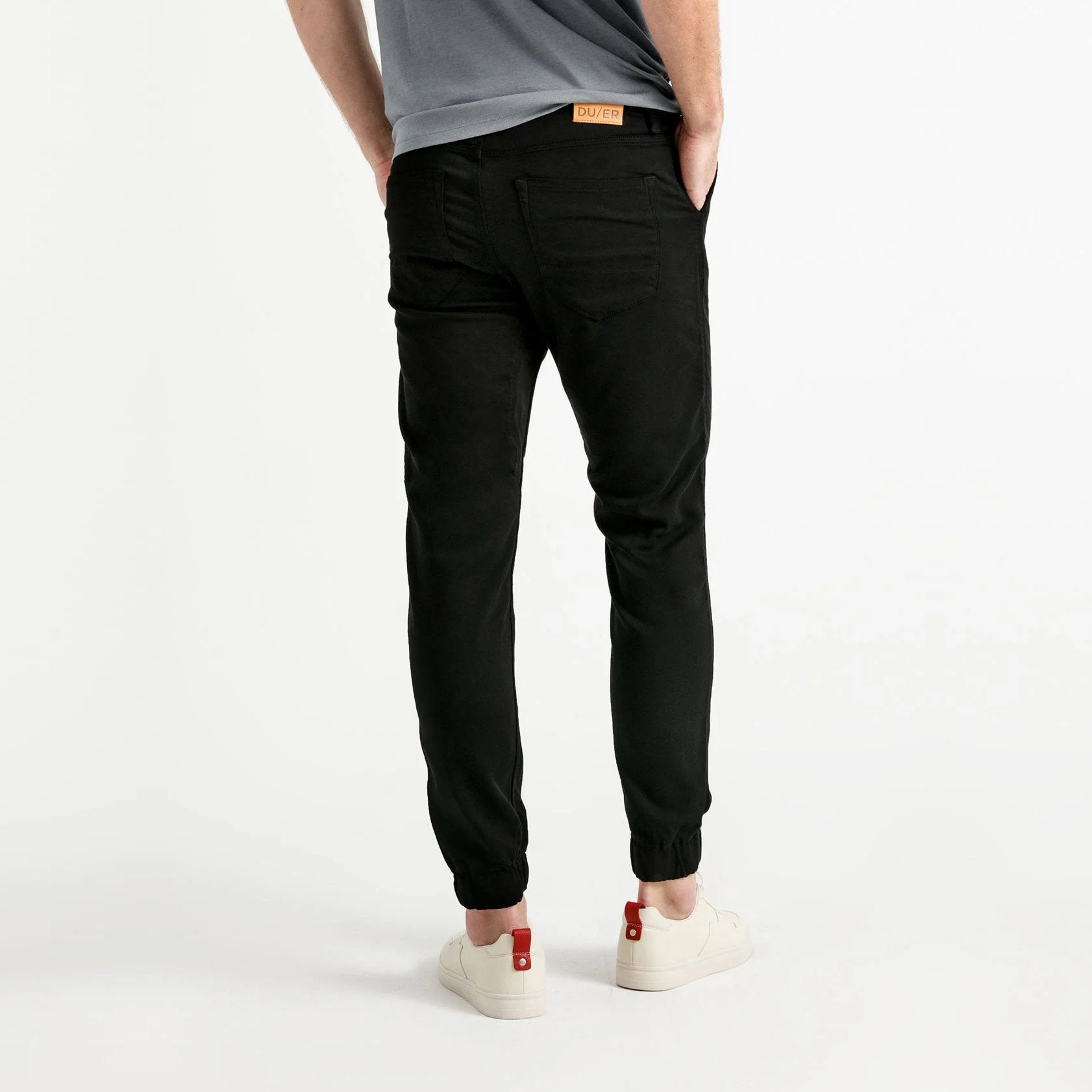 'Du/er No Sweat Jogger' in 'Black' colour