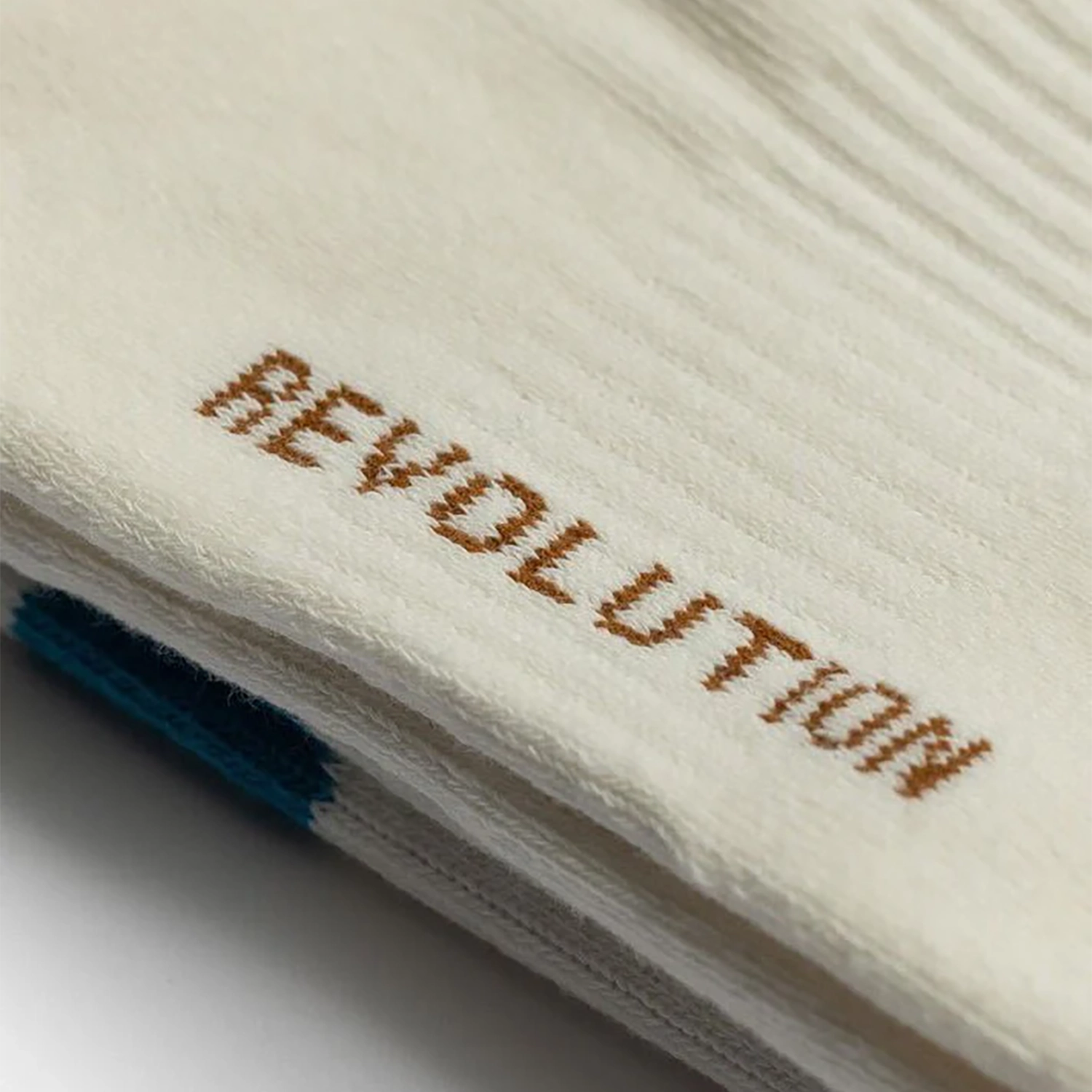 'Revolution 8907 Jaquard Crew Socks' in 'White' colour
