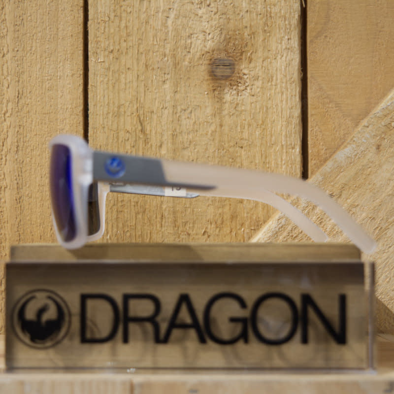 Dragon The Jam Sunglasses – NYLA Fresh Thread